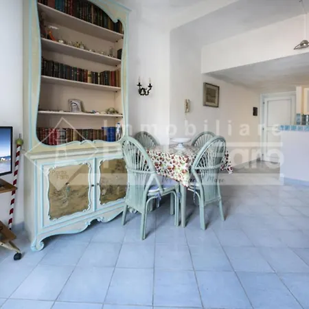Villa 12 Centro - Trilocale Vista Mare Sul Faro Di Porto Faro