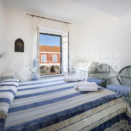 12 Centro - Trilocale Vista Mare Sul Faro Di Porto Faro * Palau